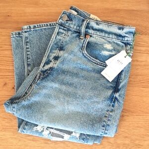 A&E77 STRAIGHT CROP JEANS
